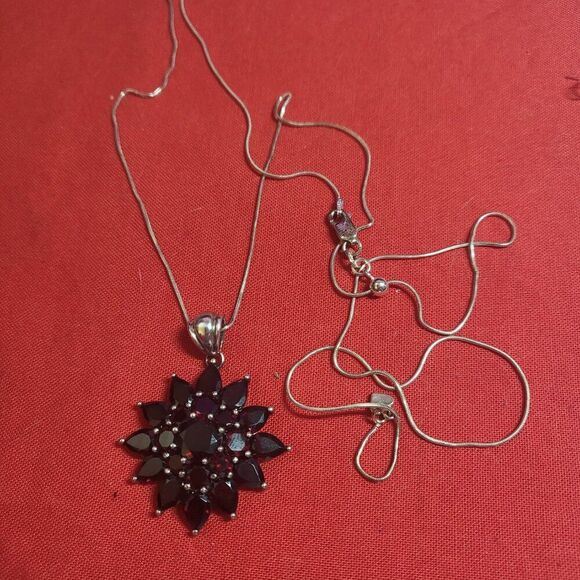Mozambique Garnet Cluster Pendant in Sterling Silver - Picture 7 of 7